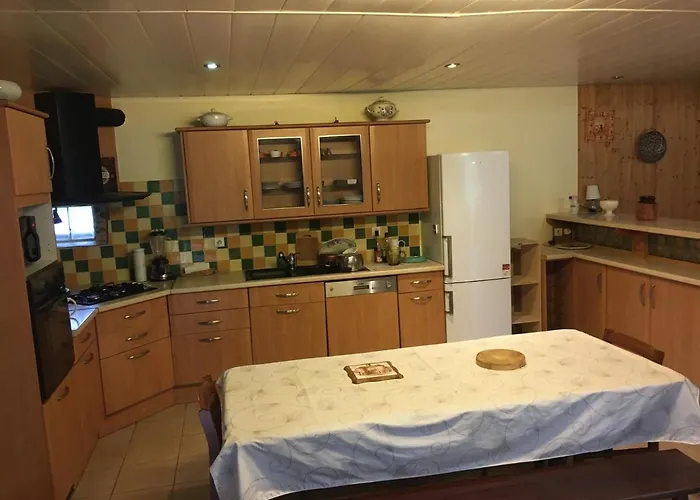 D Espenels بيت للعطل *